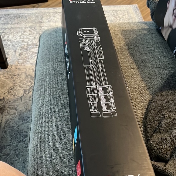 Victiv Tripod - Picture 2 of 6